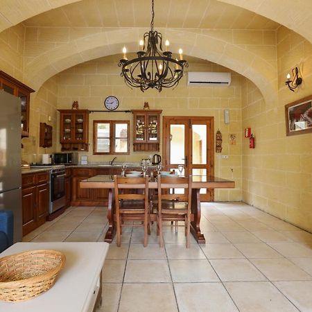 Villa Superb Maltese Farmhouse With Private Pool Victoria Exterior foto